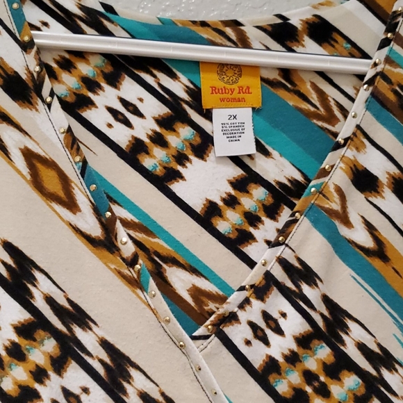 Ruby Rd Lepard 2X Blouse - Picture 2 of 4